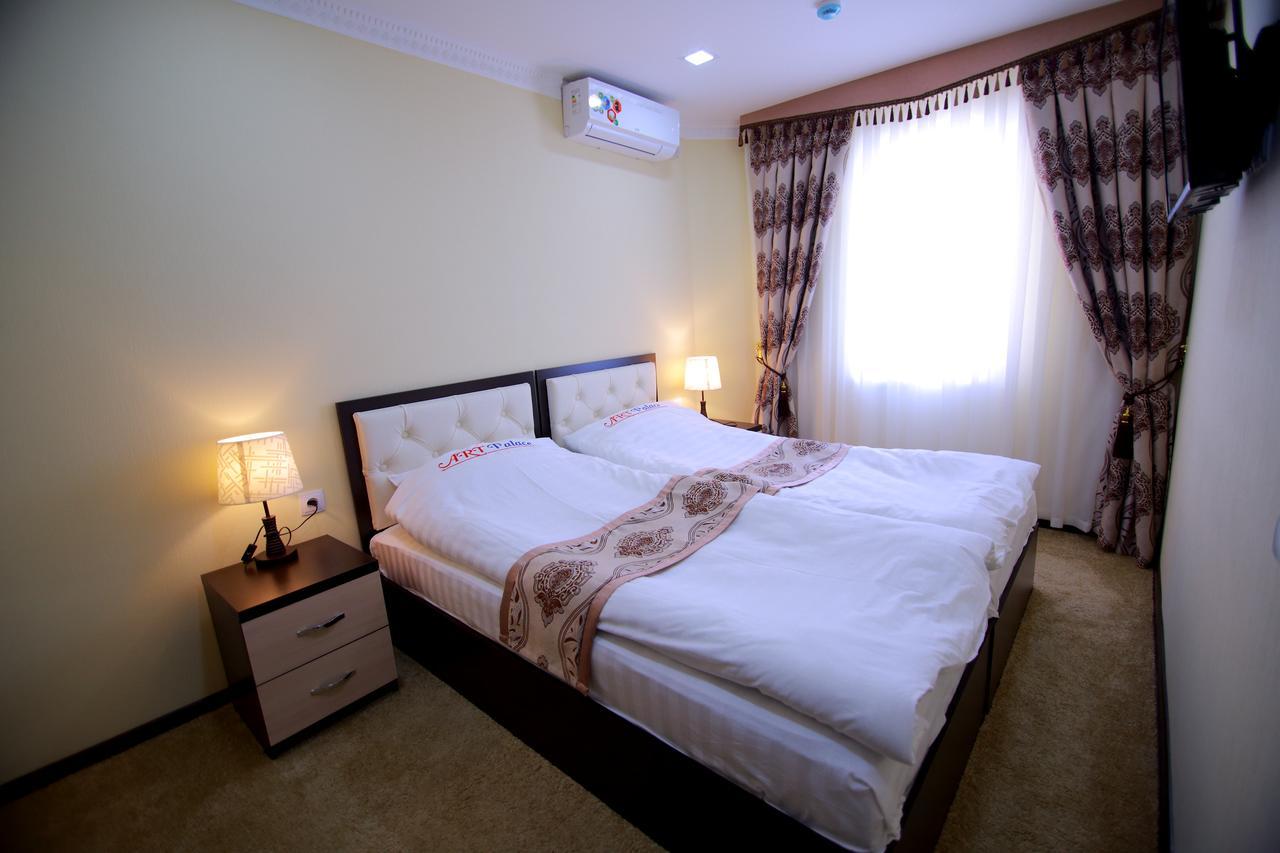 Hotel Art Palace Tashkent Esterno foto